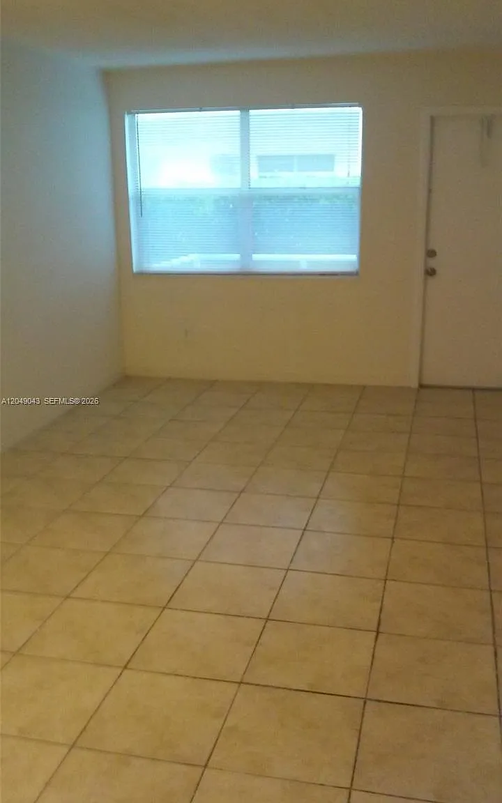 Chestnut Hill Condo — Photo 1