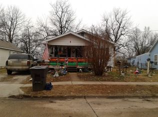 1904 W Chestnut St, Springfield, MO 65802