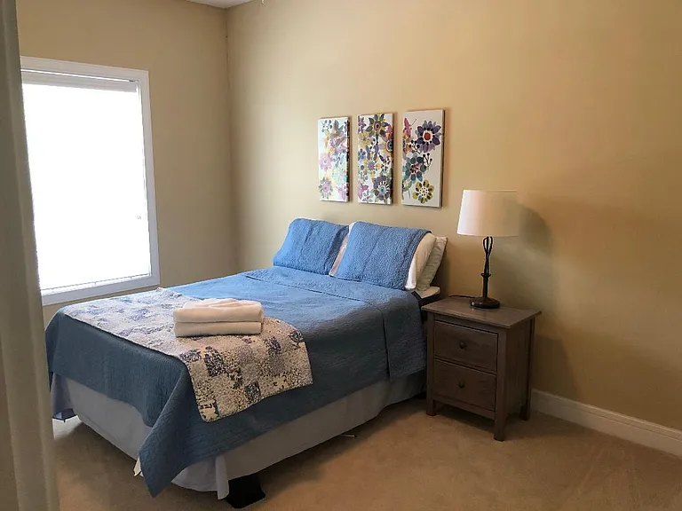 688 Oakwood Ave — Photo 13