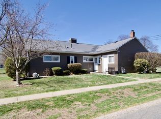 85 Doverbrook Rd, Chicopee, MA 01022