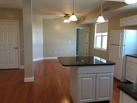 4th image of 1 School St APT 523