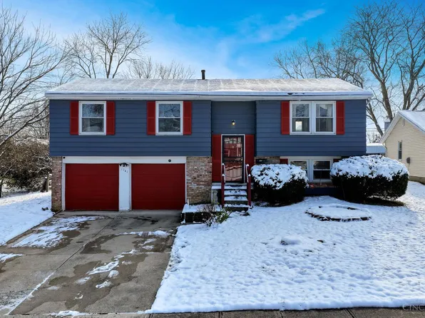 1341 Longacre Dr, Cincinnati, OH 45240