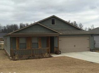 609 Elizabeth Dr, Paragould, AR 72450