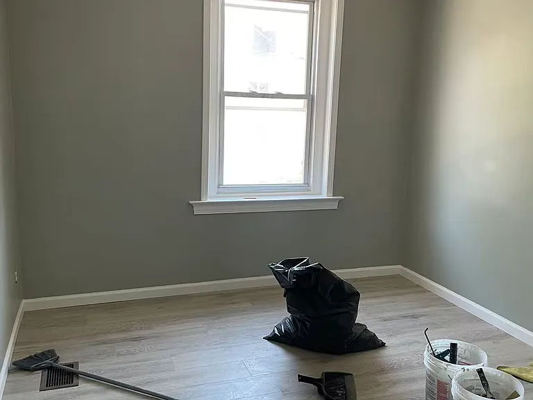 912 Adelaide St #202 — Photo 1