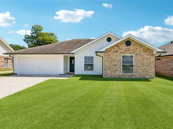 353 Rosedale Dr, Destrehan, LA 70047