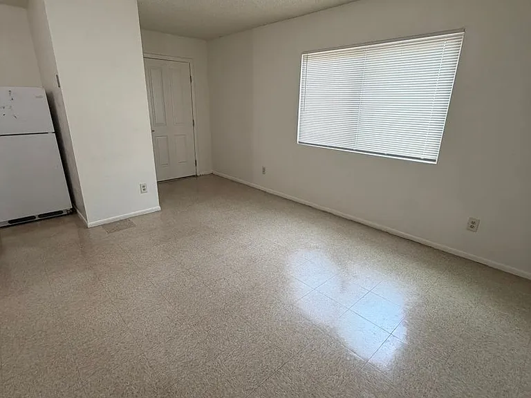 3802 E Monte Vista Dr — Photo 9