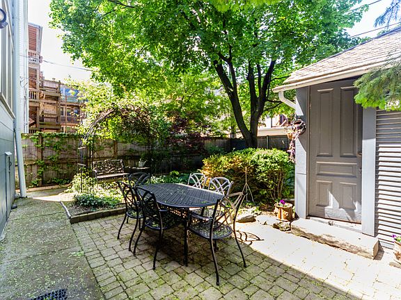 5th image of 1242 W Hood Ave Unit 2