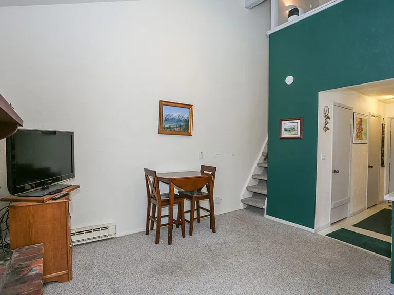 800 Columbine Rd #B — Photo 13