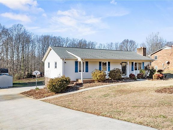 2nd image of 103 Lois Ln