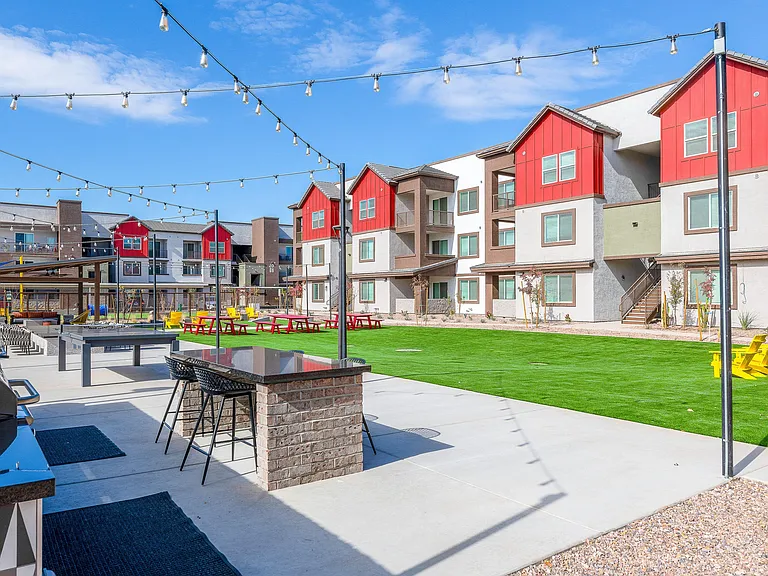 Weylyn Luxury Apartments — Photo 64