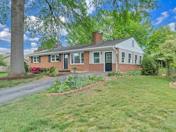 4107 Hazelridge Rd NW, Roanoke, VA 24012
