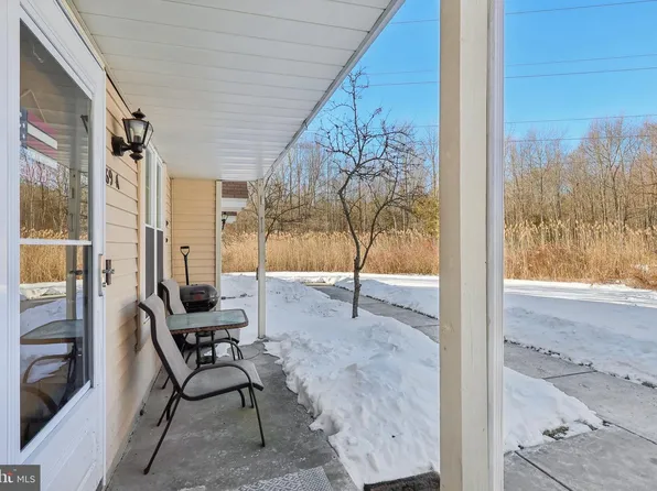 169 Bradford Ct #A, Mount Laurel, NJ 08054