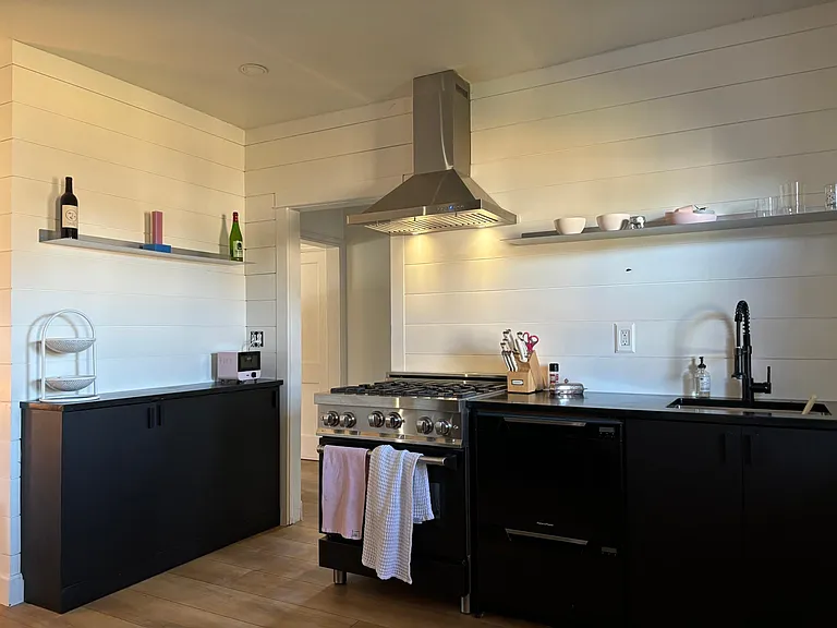 6325 NE Mason St — Photo 4