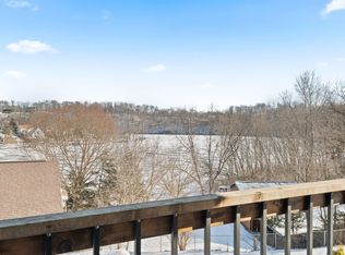 26244 221st Ave, Delhi, IA 52223