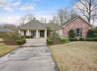 6043 Covington Dr, Baton Rouge, LA 70820