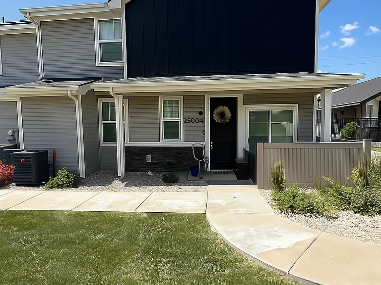 2329 E Spice Loop — Photo 2
