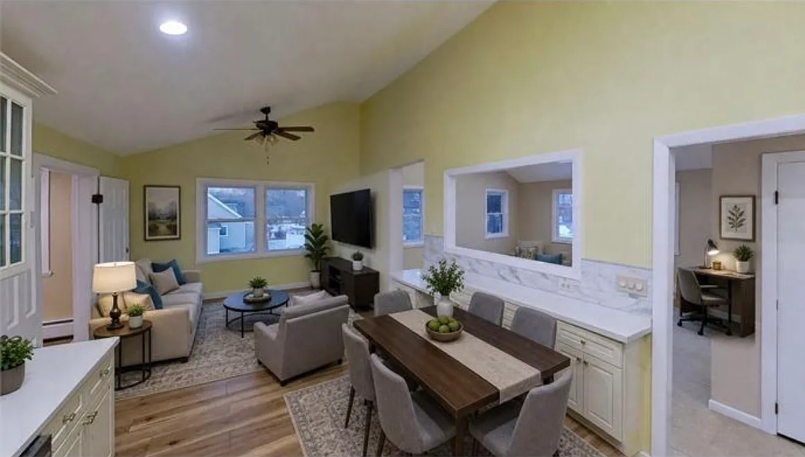 3 bed, 1200 sqft, $3,000 — Photo 1