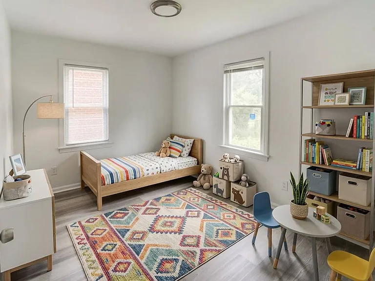 1343 Victory Dr — Photo 33