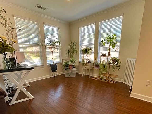 Bright sunny Sunroom