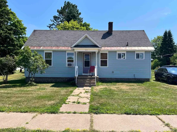 515 Old Rockland Rd, Ontonagon, MI 49953