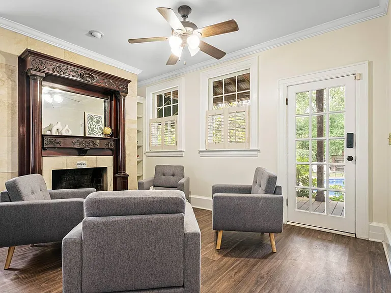 357 Felder Ave — Photo 8