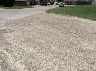 378 S Memorial St APT 402, Riesel, TX 76682