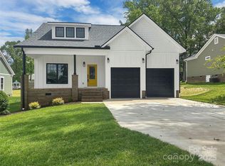 420 Fulton Dr, Kings Mountain, NC 28086