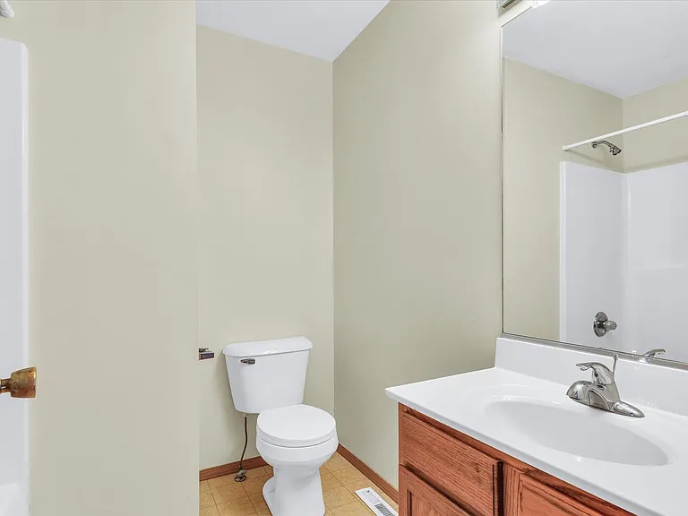 2735 Rainbow Ave — Photo 21