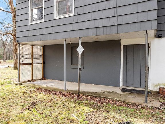 4th image of 184 Fitchburg Rd