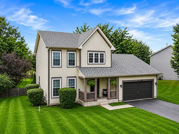 4th image of 801 Martin Ct