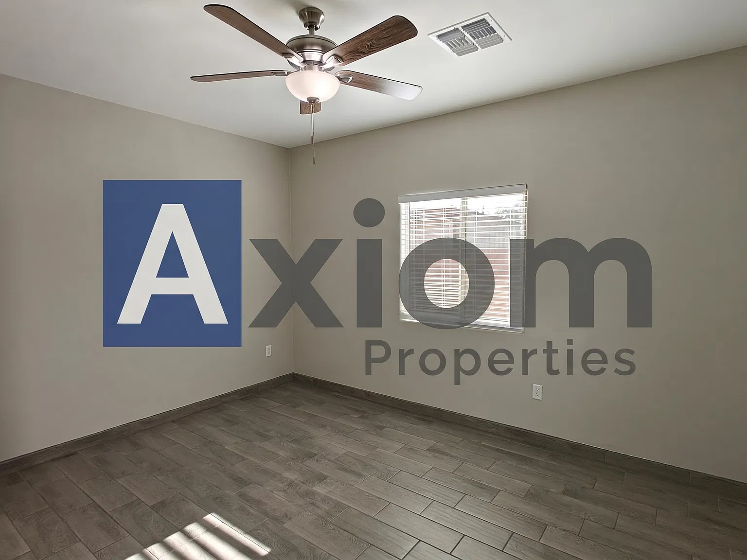 3 bed, 1079 sqft, $1,595 — Photo 4