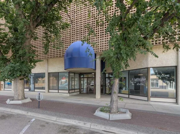 515 SE 6th St S #407, Lethbridge, AB T1J 4J1