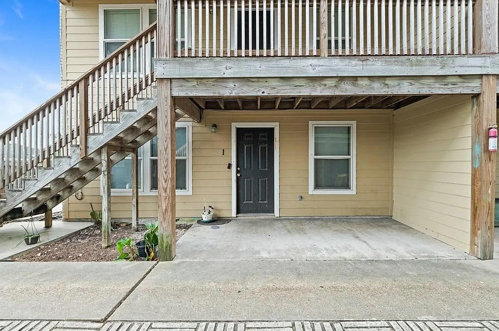 2 bed, 850 sqft, $1,000 — Photo 1