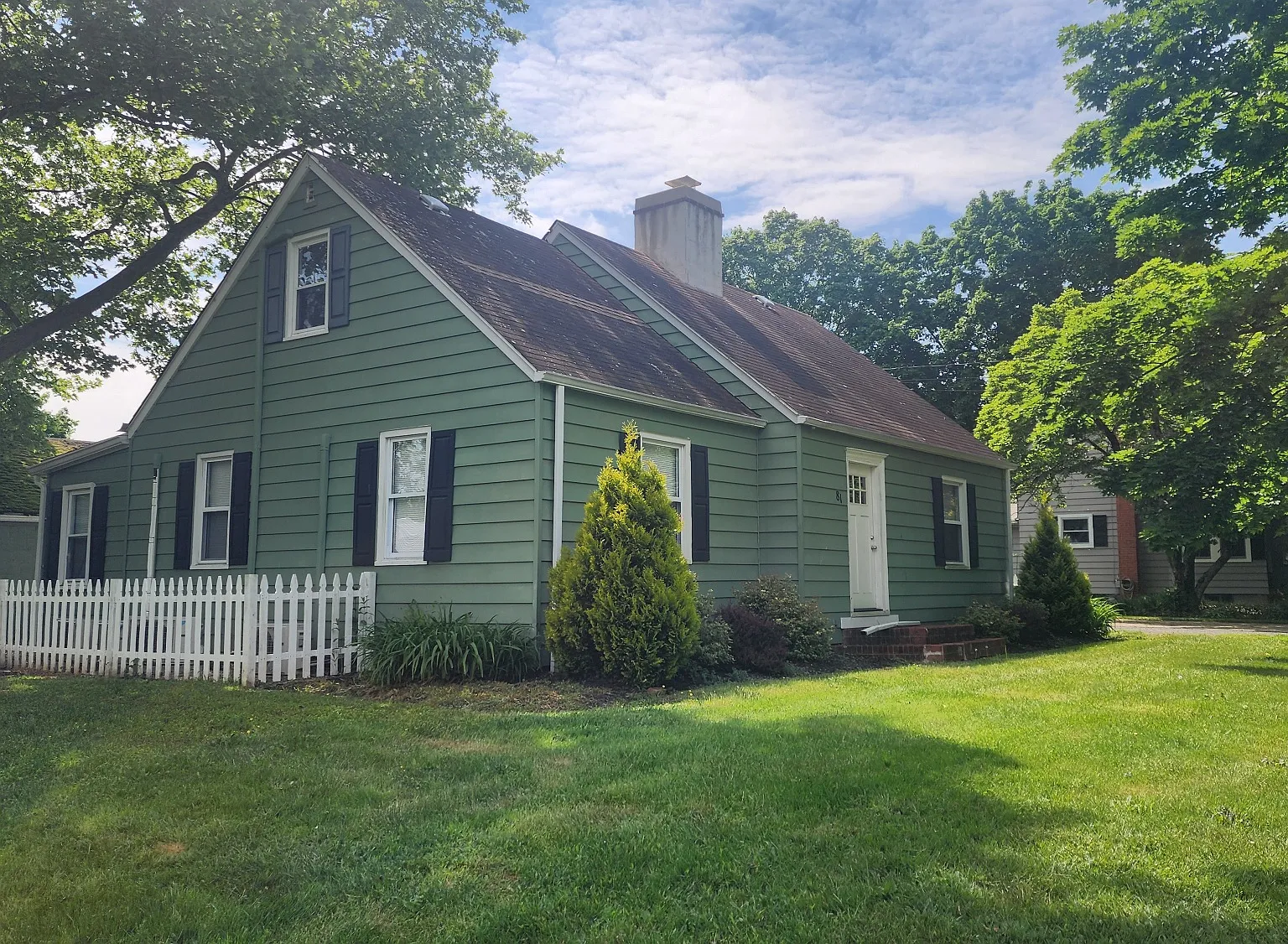 4 bed, 2000 sqft, $3,500 — Photo 2