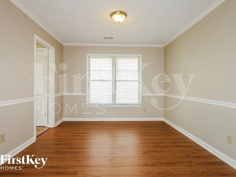 9344 Helmsley Dr — Photo 8