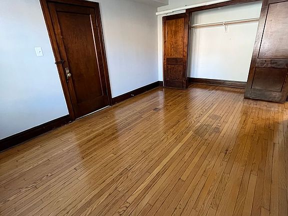 2nd image of 1903 Euclid Ave #Eb-1d