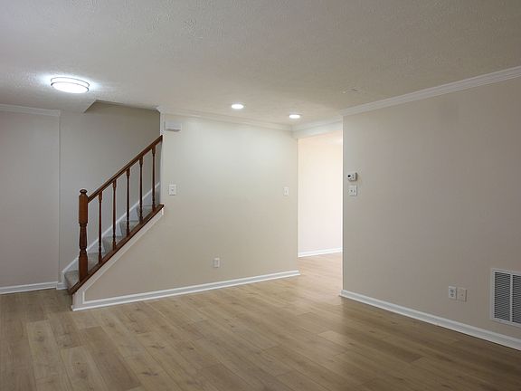 4th image of 6705 Ammendale Way