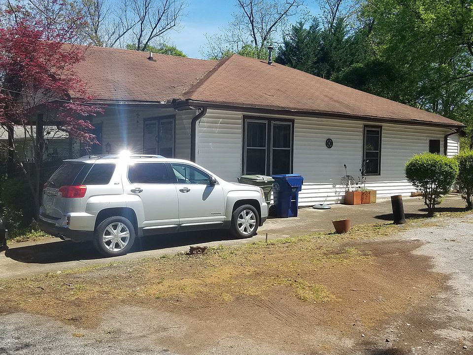2nd image of 1189 Merlin Ave