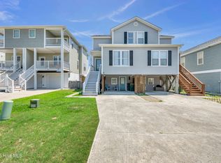 329 Fifth Avenue S, Kure Beach, NC 28449
