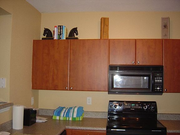 Kitchen 01