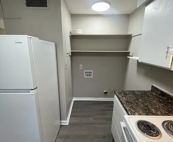 120 Byrum St #18 — Photo 5