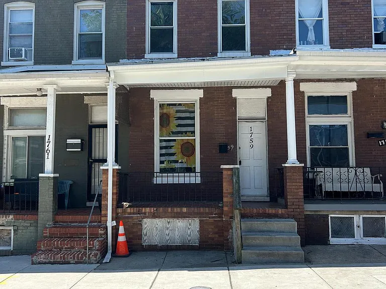 1759 Cliftview Ave — Photo 1