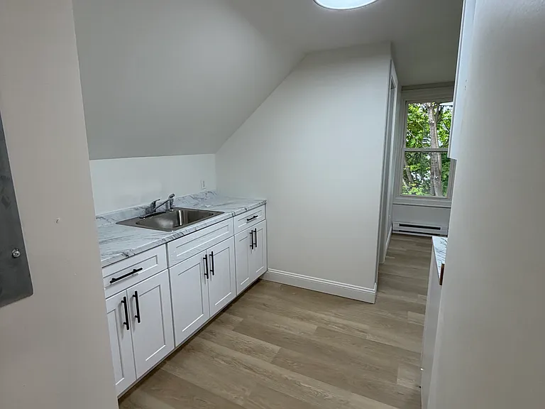 25 Lorenzo St #3 — Photo 15