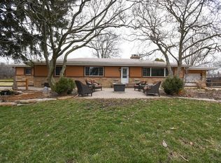27W362 Mardon Rd, West Chicago, IL 60185