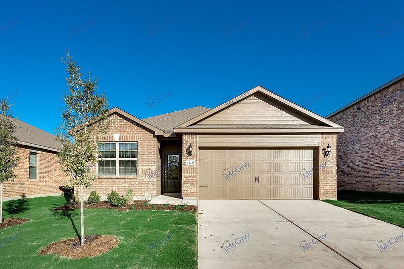 1st image of 1525 Park Trails Blvd