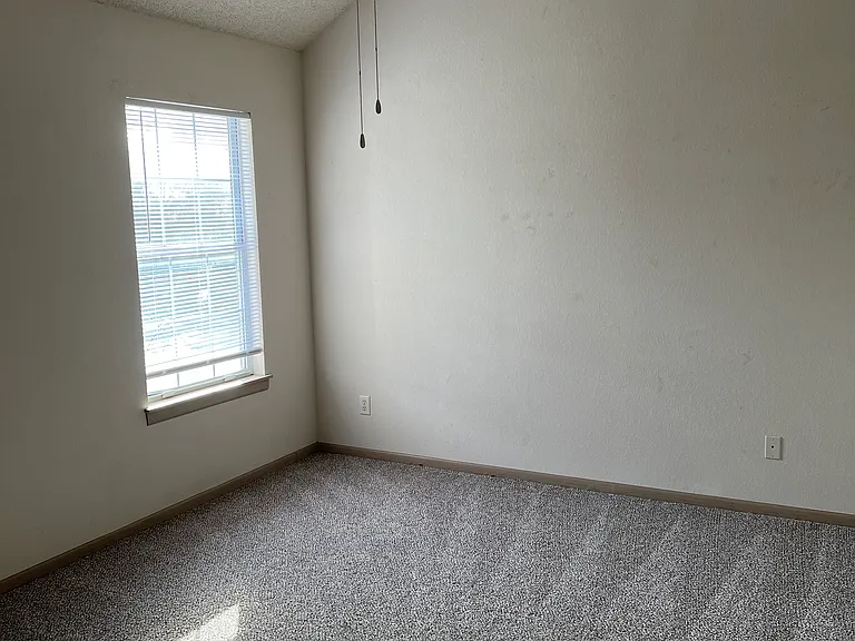3251 SW Iron Creek Dr — Photo 6
