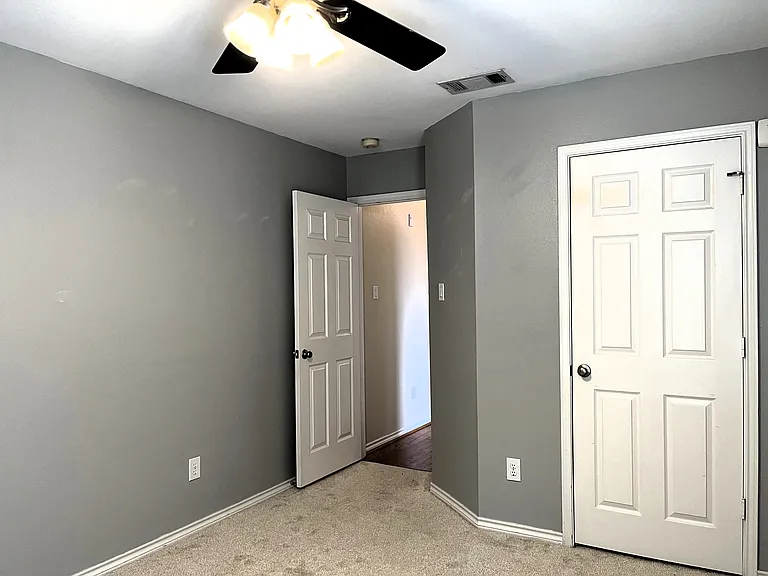 312 Moss Hill Rd — Photo 17