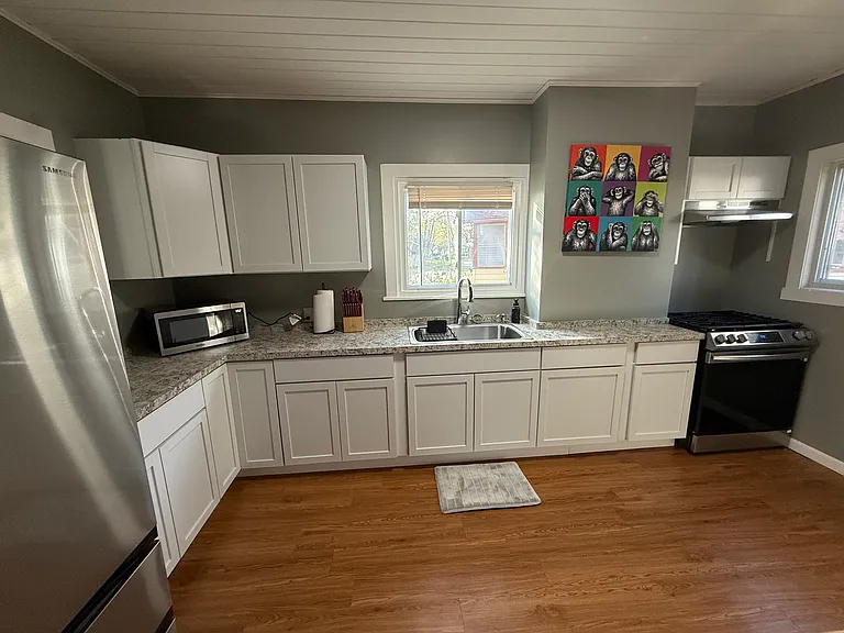 28 Mineola St #28 — Photo 4