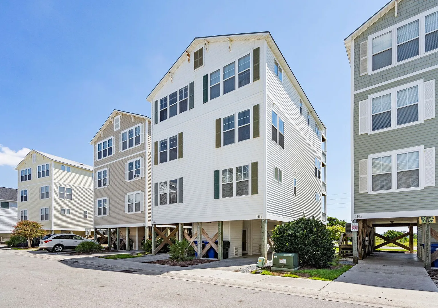 3 Bedroom 2 1/2 bath unfurnished Townhouse located in Surf City-Ocean views — Photo 4