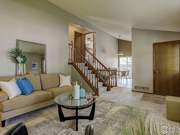3rd image of 2158 Dogwood Cir
